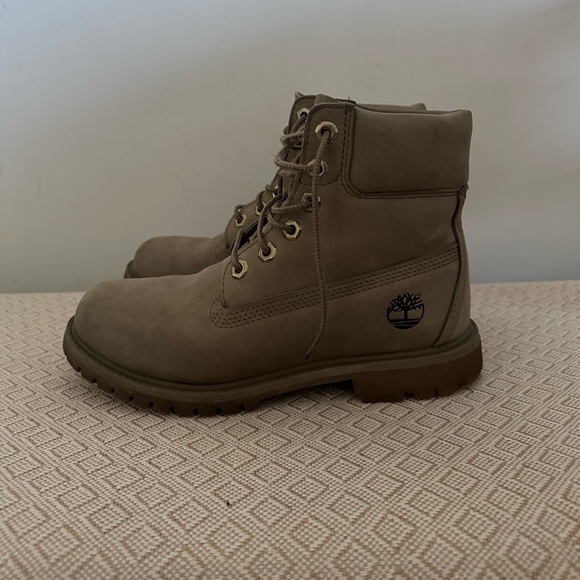 Timberland grey boots ❄️ - Picture 3 of 6